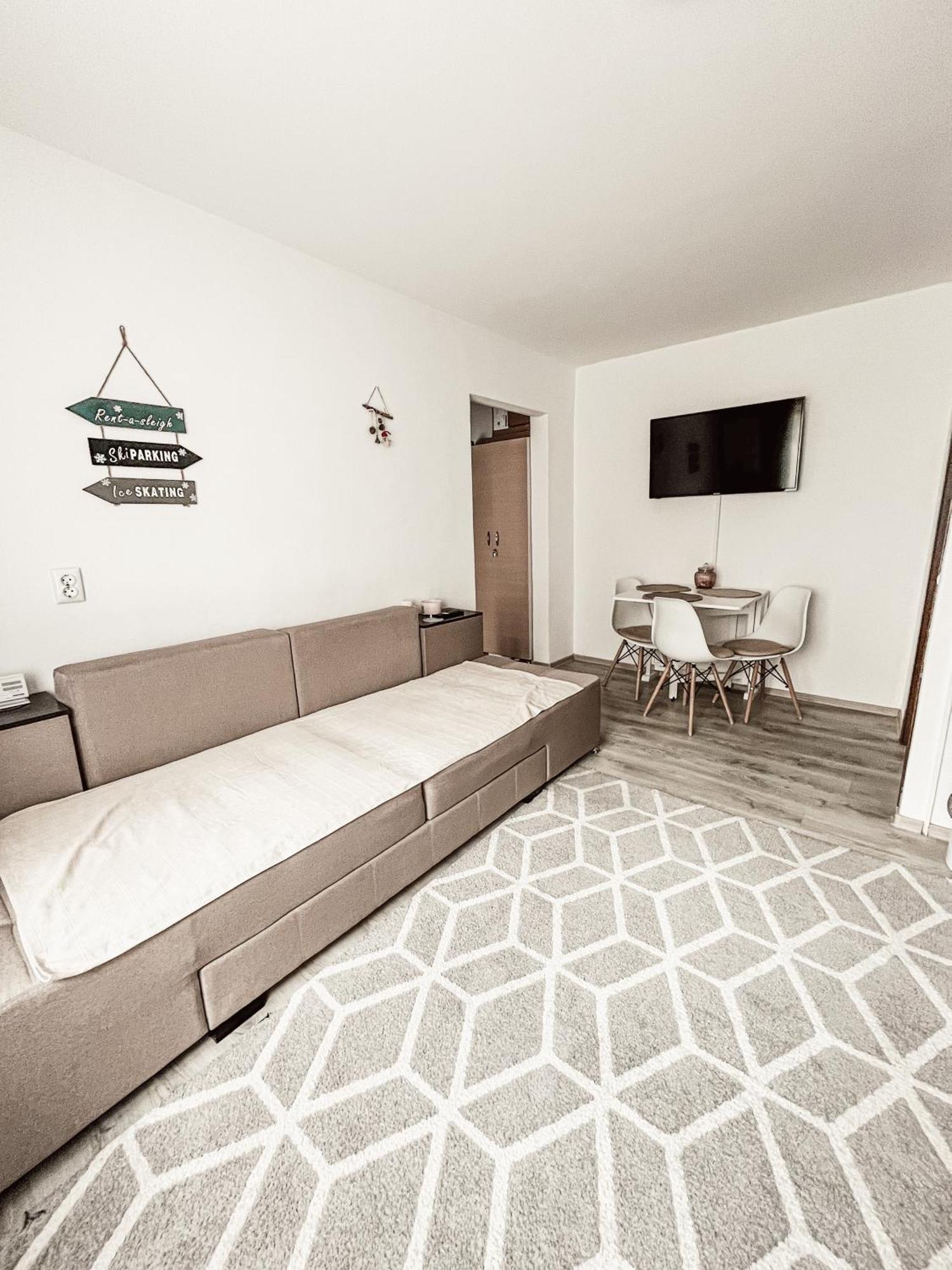 Apartament One Divine - Zărneşti Eksteriør billede